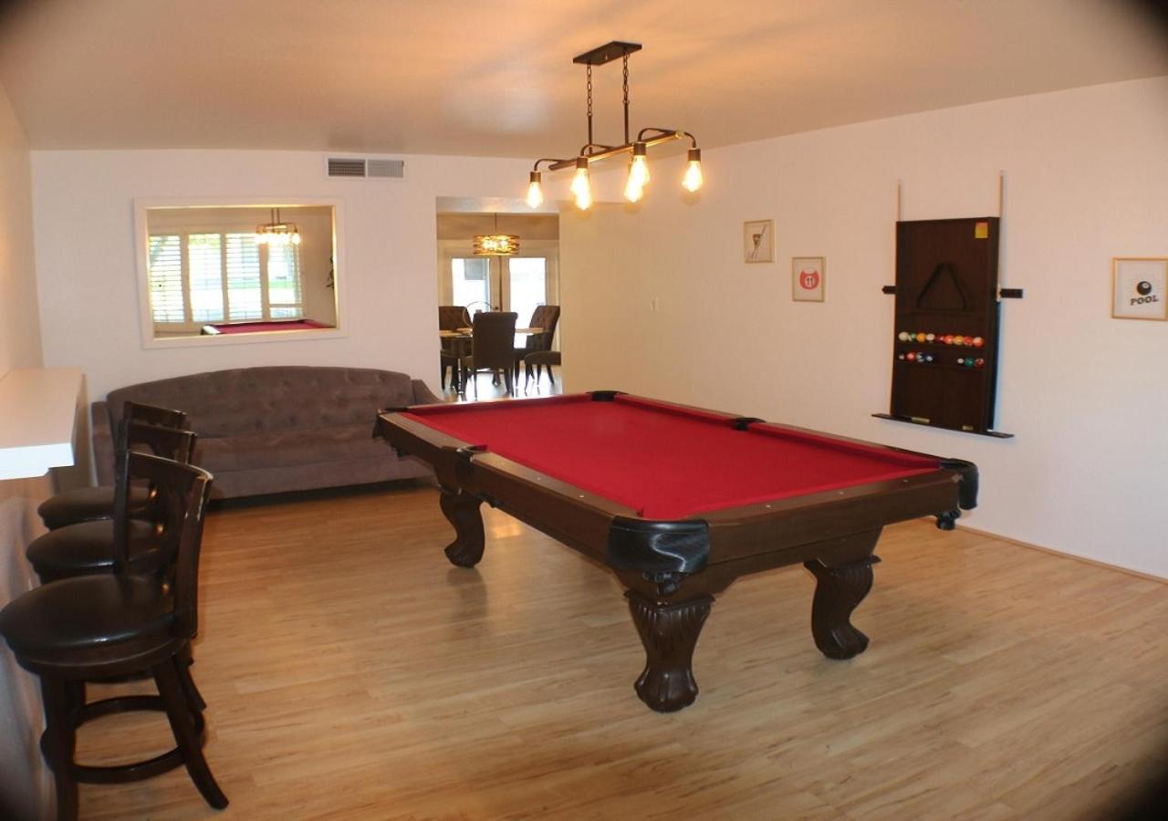 Tempe Escape With Heated Pool, Billiards & Firepit Fun Villa Eksteriør billede